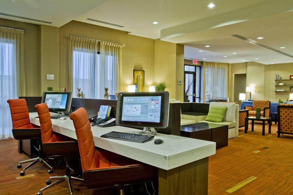 Courtyard Charlotte Concord Hotel Bagian luar foto