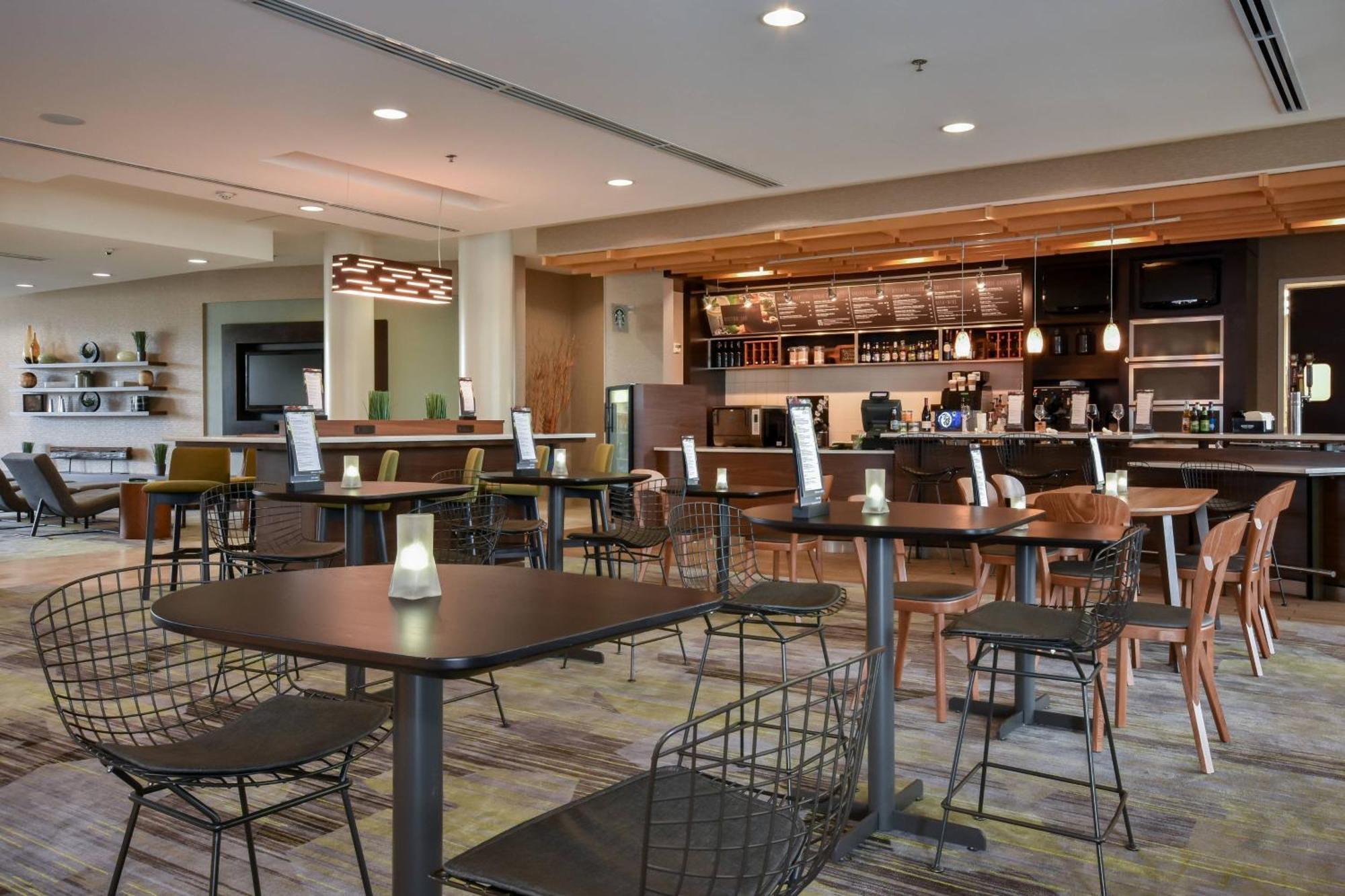 Courtyard Charlotte Concord Hotel Bagian luar foto