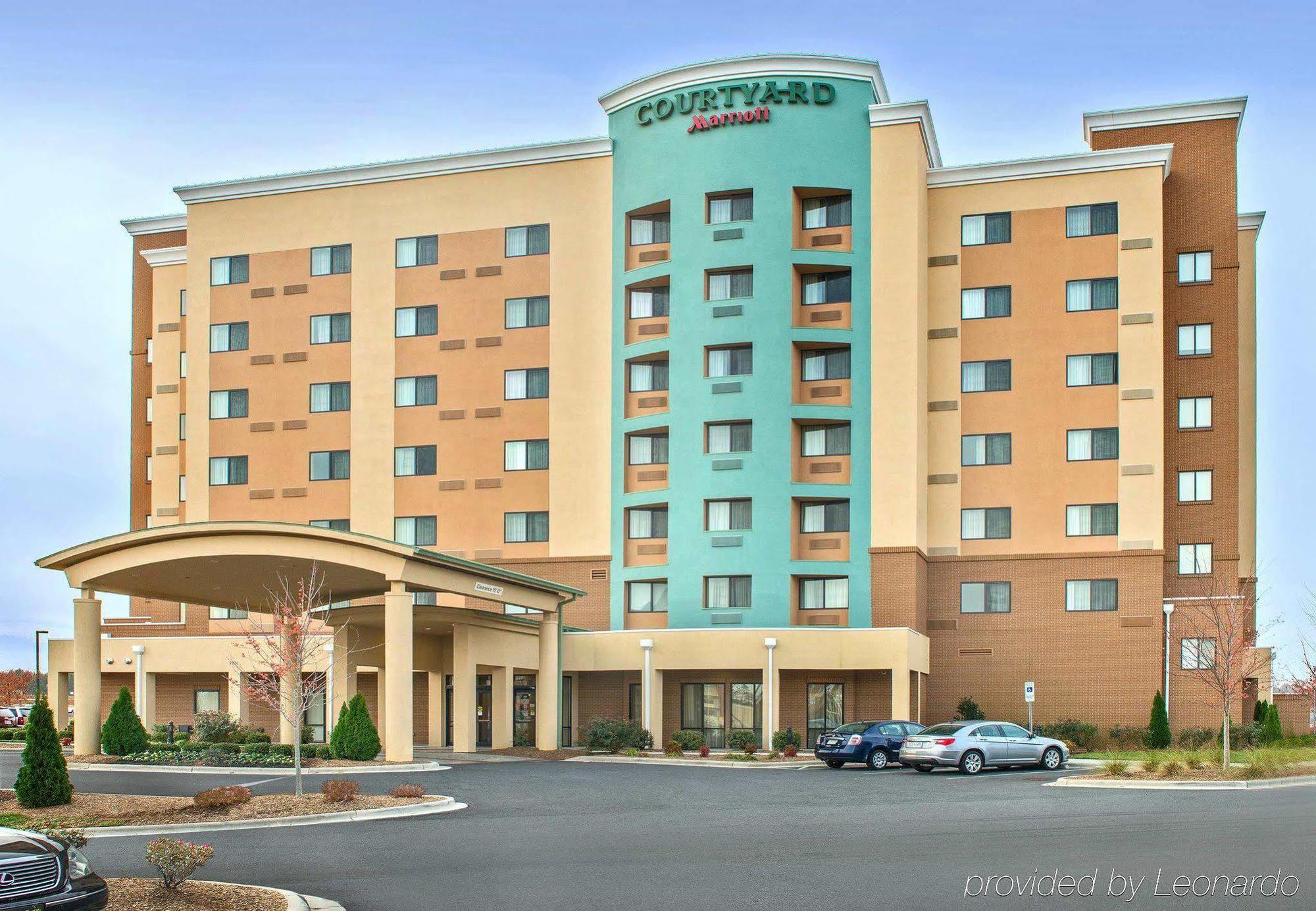 Courtyard Charlotte Concord Hotel Bagian luar foto