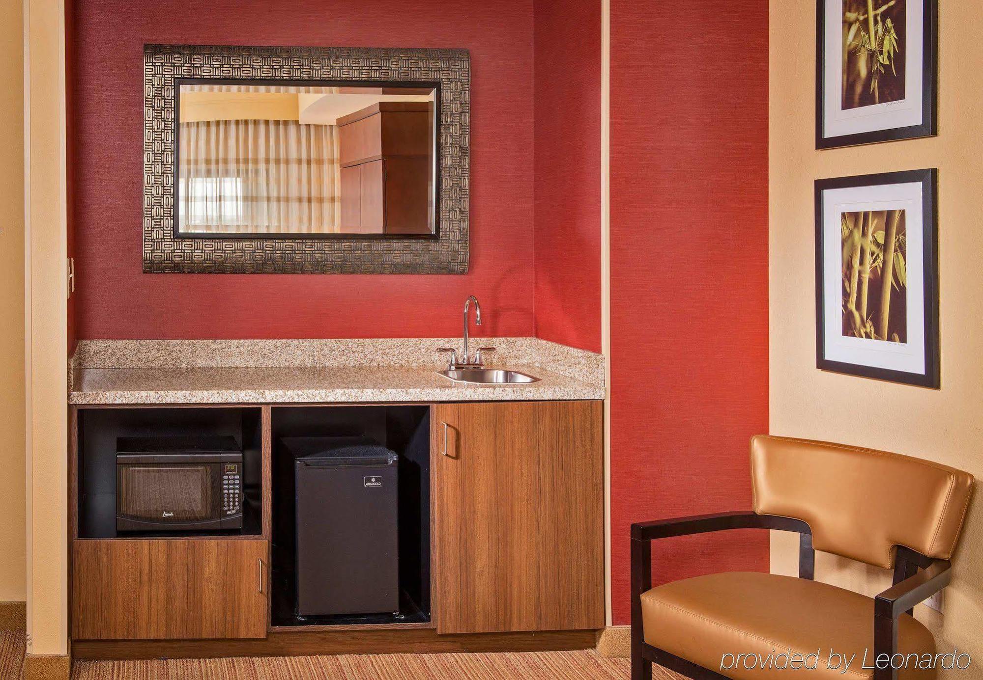 Courtyard Charlotte Concord Hotel Bagian luar foto