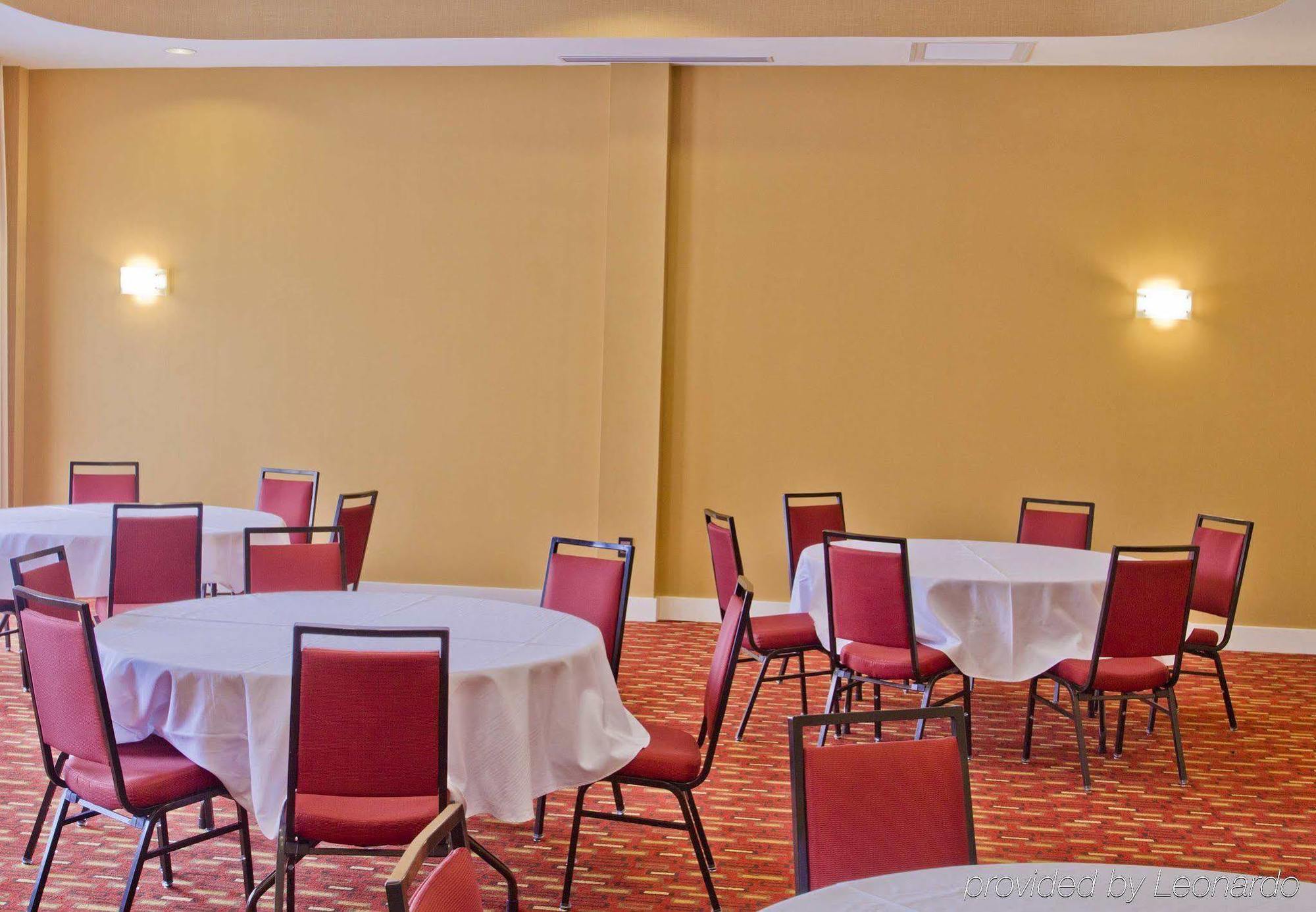 Courtyard Charlotte Concord Hotel Bagian luar foto