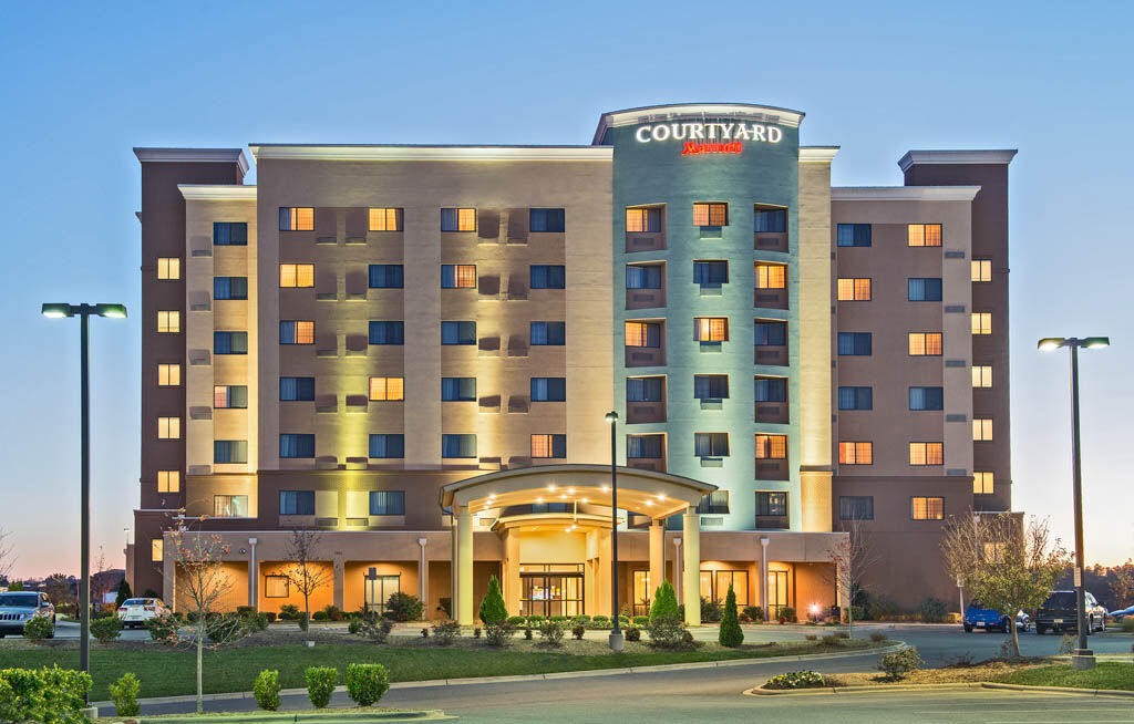 Courtyard Charlotte Concord Hotel Bagian luar foto